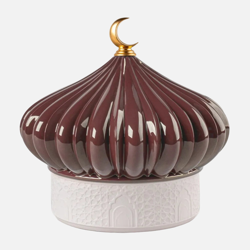 Majestic Nights box with plates (garnet)