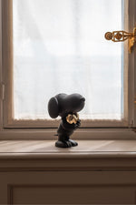 Snoopy Heart Small Figurine - Black/Gold