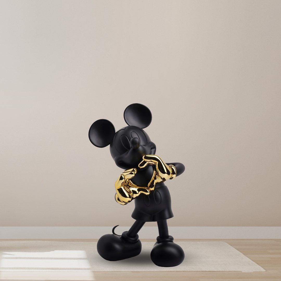 Mickey with Love Resin Figurine, BG (H:30cm Small Edition)