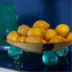 وعاء جلوبو ثلاثي القوائم للديكور - قطعة مركزية من النحاس والأكريليك