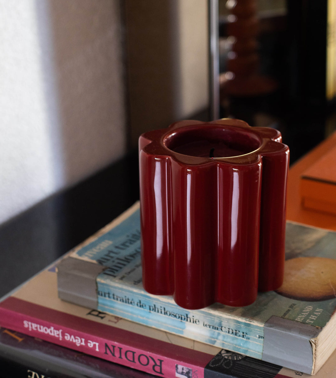 شمعة كانديلا برائحة خشب الصندل