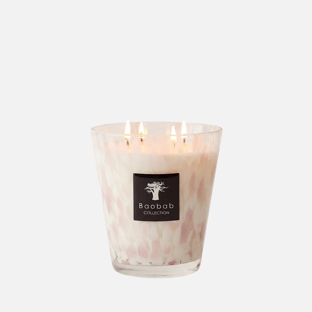 Baobab Collection Pearls White 4-wick scented candle in mouth-blown glass, 1.1kg, front view
